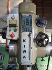 BO-068　直立ボール盤　キワ　KUD-550FS正面.jpg